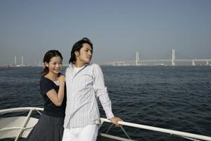 仲介マダムによる結婚相談を受ける